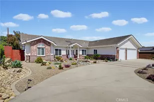 180 Mission Dr, Camarillo, CA 93010 - Photo 1
