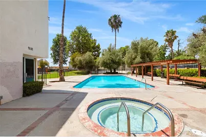 7641 Reseda Boulevard #126, Reseda, CA 91335 - Photo 24