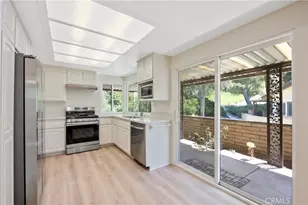 26574 Cardwick Ct, Newhall, CA 91321 - Photo 8
