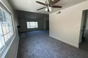 15156 McIntyre St, Sylmar, CA 91342 - Photo 6