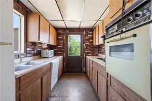 42735 2nd, Lancaster, CA 93535 - Photo 6