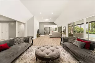 15701 Royal Ridge, Sherman Oaks, CA 91403 - Photo 6