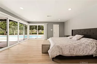 15701 Royal Ridge, Sherman Oaks, CA 91403 - Photo 18