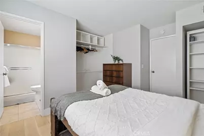 27612 Nugget #5, Canyon Country, CA 91387 - Photo 16