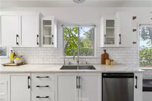 11105 Califa, North Hollywood, CA 91601 - Photo 16