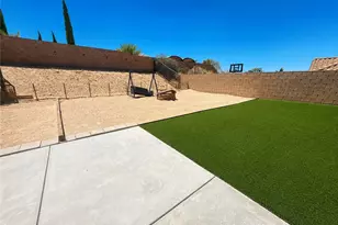 38577 Pallas Ct, Palmdale, CA 93551 - Photo 18