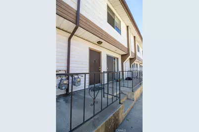 7115 Etiwanda #2, Reseda, CA 91335 - Photo 4