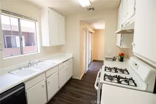 7115 Etiwanda, Reseda, CA 91335 - Photo 22