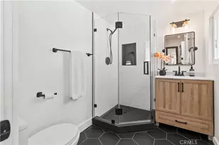 22838 Epsilon St, Woodland Hills, CA 91364 - Photo 28