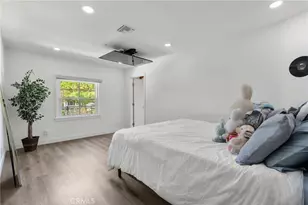 23352 Ostronic, Woodland Hills, CA 91367 - Photo 32