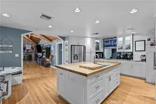 23352 Ostronic, Woodland Hills, CA 91367 - Photo 24