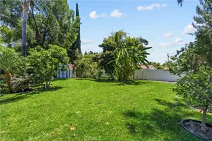 23352 Ostronic, Woodland Hills, CA 91367 - Photo 64