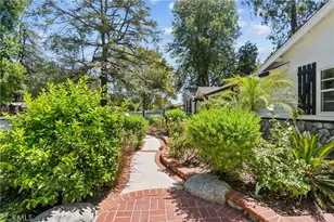 23352 Ostronic, Woodland Hills, CA 91367 - Photo 6