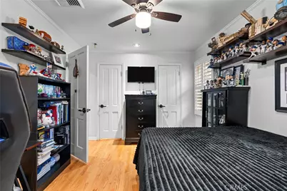 23352 Ostronic, Woodland Hills, CA 91367 - Photo 6