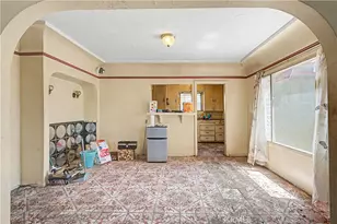 10313 Virginia, South Gate, CA 90280 - Photo 2