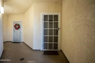130 S Barranca #305, West Covina, CA 91791 - Photo 2