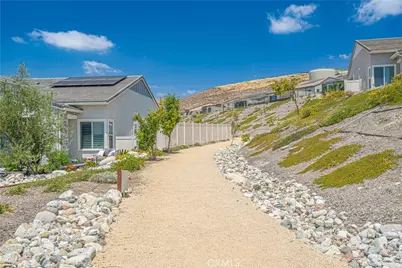 28824 Rise Court, Canyon Country, CA 91350 - Photo 46