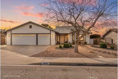 42307 61st St W, Quartz Hill, CA 93535 - Photo 1