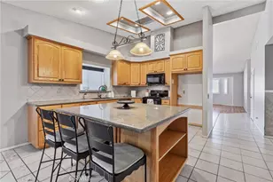 42307 61st St W, Quartz Hill, CA 93535 - Photo 10