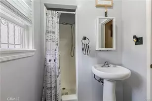 3907 Edgehill Dr, Leimert Park, CA 90008 - Photo 32