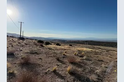 0 200, Llano, CA 93544 - Photo 44