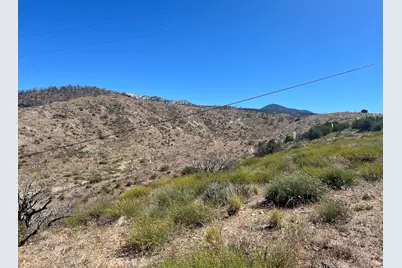 0 200, Llano, CA 93544 - Photo 16