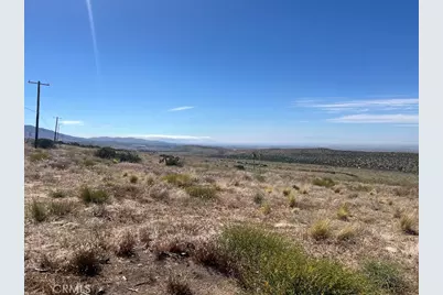 0 200, Llano, CA 93544 - Photo 1