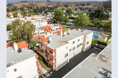 17955 River Circle #4, Canyon Country, CA 91387 - Photo 54
