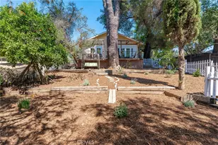 21857 Koontz Way, Topanga, CA 90290 - Photo 2
