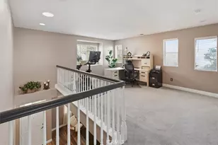 29053 Raintree, Saugus, CA 91390 - Photo 18