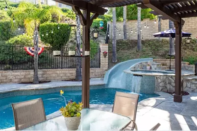 29053 Raintree Lane, Saugus, CA 91390 - Photo 30