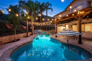 29053 Raintree, Saugus, CA 91390 - Photo 16