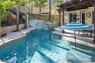 29053 Raintree, Saugus, CA 91390 - Photo 34
