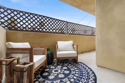 12044 Hoffman #303, Studio City, CA 91604 - Photo 10