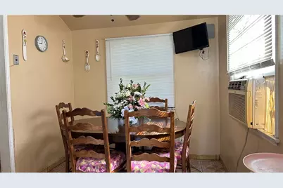 19400 Scroll, Reseda, CA 91335 - Photo 8