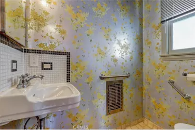 13017 Cumpston Street, Sherman Oaks, CA 91401 - Photo 14