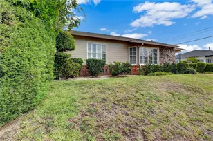 13017 Cumpston St, Sherman Oaks, CA 91401 - Photo 2
