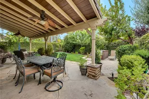24334 Las Palmas, Valencia, CA 91355 - Photo 22