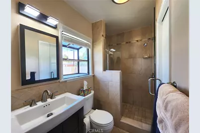 10014 Gaviota, Granada Hills, CA 91343 - Photo 20