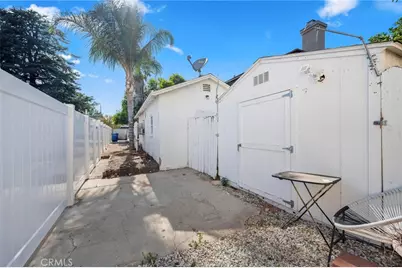 20957 Community Street, Canoga Park, CA 91304 - Photo 40