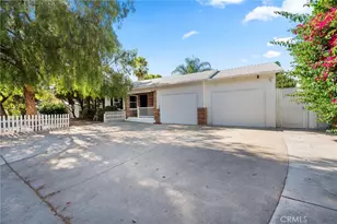 20957 Community St, Canoga Park, CA 91304 - Photo 1