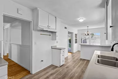 10939 Gloria, Los Angeles, CA 91344 - Photo 12