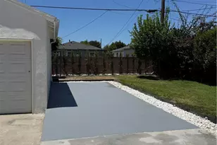 2213 N Valley St, Burbank, CA 91505 - Photo 28