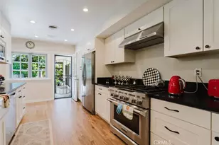 6638 Blucher Ave, Van Nuys, CA 91406 - Photo 14