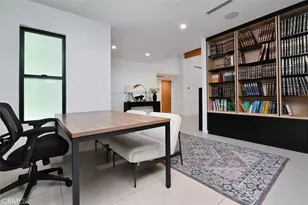 5531 Hermitage, Valley Village, CA 91607 - Photo 22
