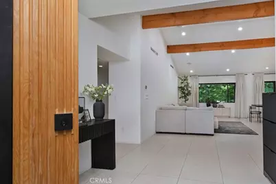 5531 Hermitage, Valley Village, CA 91607 - Photo 4