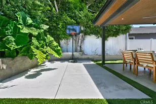 5531 Hermitage, Valley Village, CA 91607 - Photo 32