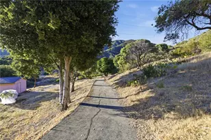 38735 San Francisquito Canyon Rd, Green Valley, CA 91390 - Photo 22