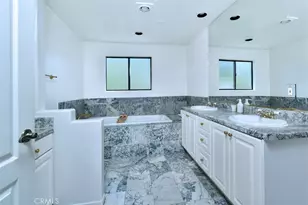 11847 Laurelwood, Studio City, CA 91604 - Photo 22