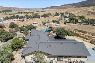 8734 Vientos, Leona Valley, CA 93551 - Photo 10